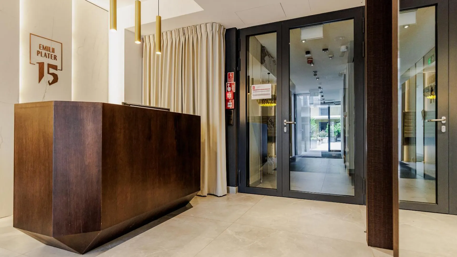 Apartment Emilii Plater Warszawa Polska